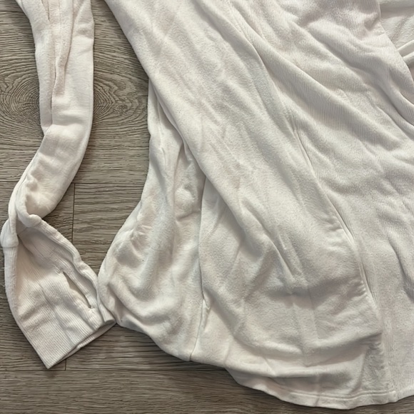 White athletic cardigan - Picture 2 of 3